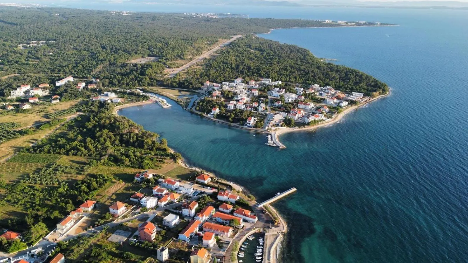 Apartment Laurel Near The Sea Zaton  Croatia